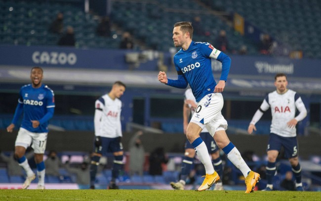 案例是曼城 案例是曼城